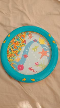 מוכרת עוד צעצועים בזול, הכל