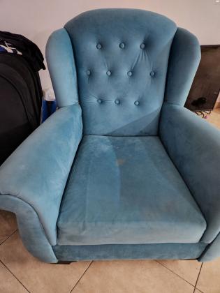 כורסא מקסימה כולל הדום בצבע טורקיז