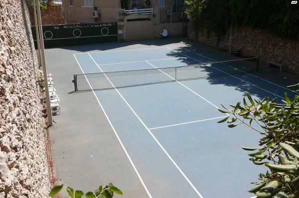 אל על (הרצליה ב')