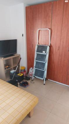 אברהם אבינו 16 (שכונה ד)