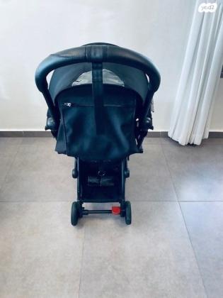 עגלת טיולון יויו בצבע שחור