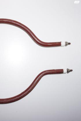 גוף חימום למדגרה לעופות W200 ו 300W