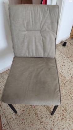 4 כסאות פינת אוכל של