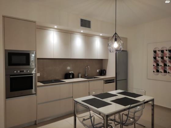 דבורה עומר 4