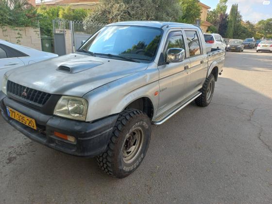 מיצובישי מאגנום 4X4 (1998)