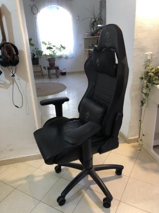 כיסא גיימרים של חברת דראגוןנוח