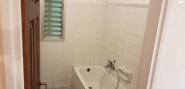 יקותיאל אדם 6 (קרית דוד אליעזר)