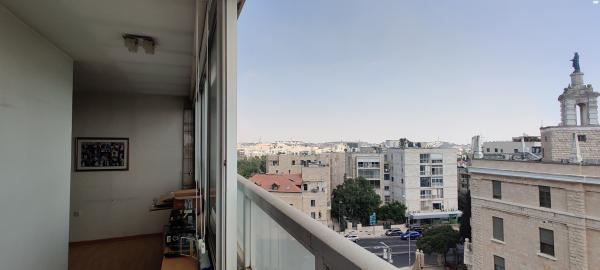 המלך ג'ורג' 62 (רחביה)