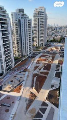 צבי תדמור (שדרת המגדלים ח-501)