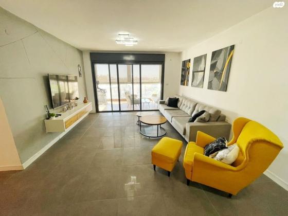 משה תבורי 2 (עין גנים דרום)