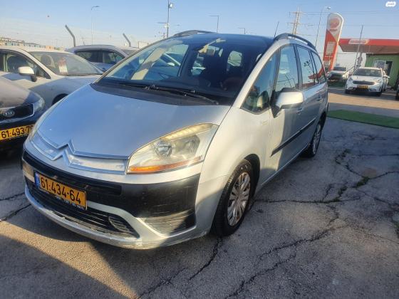 סיטרואן C4 פיקאסו (2008)