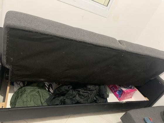 ספה נפתחת למסירה חינם ספה