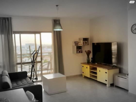 משה פורר 10 (היובל)