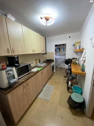 אלברט קיוסו 3 (מרכז יפו מערבית לשדרות ירושלים)