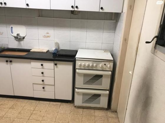 מחרוזת 39 (יפו ד)
