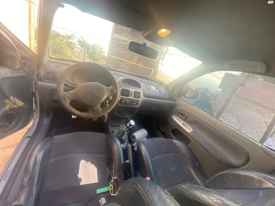 רנו קליאו B (2001)