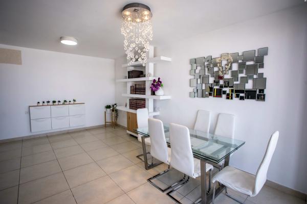 רבי יהושע 33 (הר שלום)