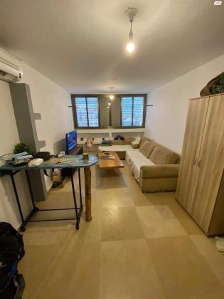 אלברט קיוסו 3 (מרכז יפו מערבית לשדרות ירושלים)