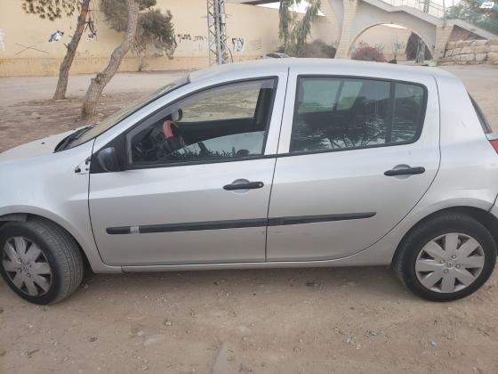 רנו קליאו דור 3 (2006-2014) (2010)