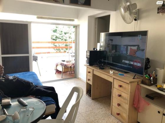 שבטי ישראל 45 (מרכז יפו מערבית לשדרות ירושלים)