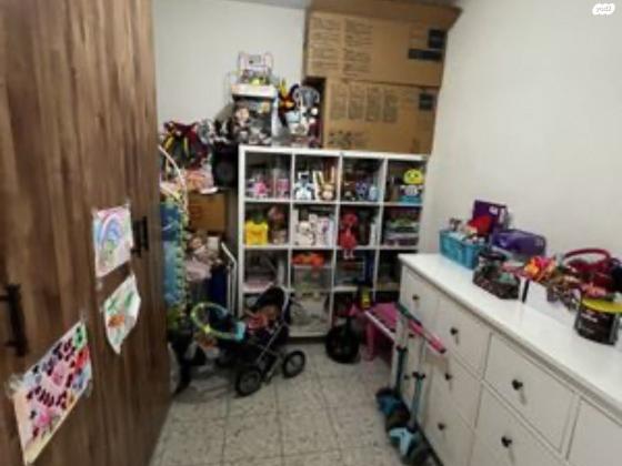 הדוגית 24 (נווה ים)