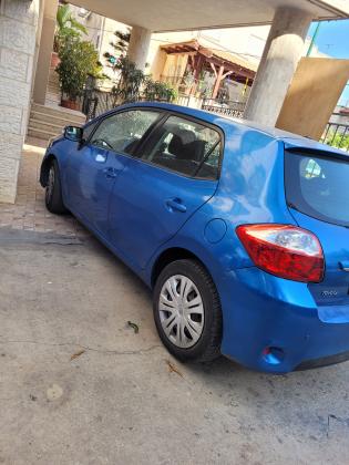 טויוטה אוריס (2010)