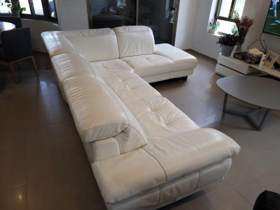 ספת עור פינתית איטלקית לבנה,