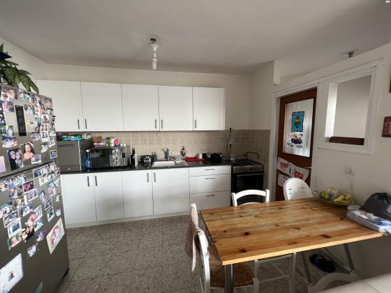 הדוגית 24 (נווה ים)