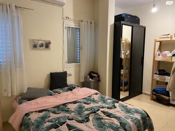 ברוך שפינוזה 25 (נווה אלון)