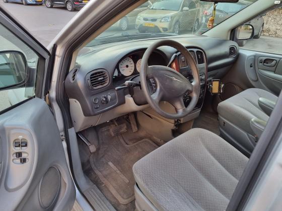 קרייזלר טאון קאנטרי (2007)