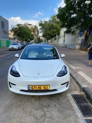 טסלה מודל 3 (2021)