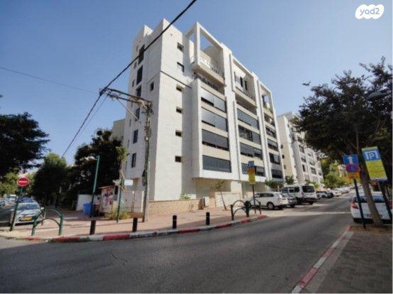 ארלוזורוב 23