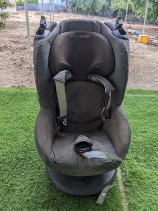 כיסא בטיחות מקסי קוזי