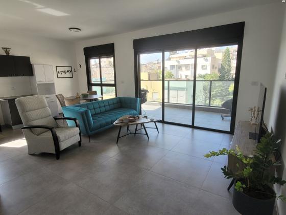 צבי הירש קלישר 11 (מרכז העיר דרום)