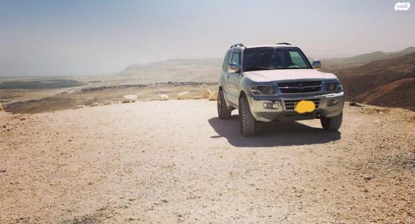 מיצובישי פג'רו קצר (2001)