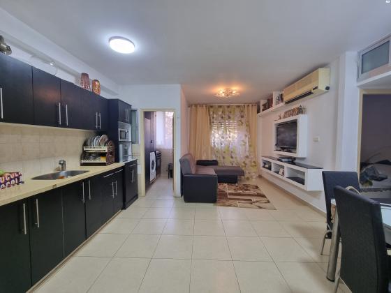 אהרון בוגנים 1 (רמת דן;גבעת הדר)