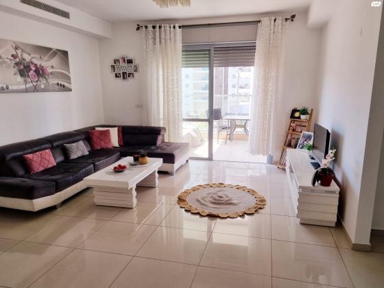 דגניה 12 (שדרת המגדלים ח-501)