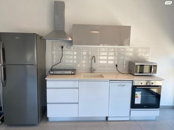 אחד העם 6 (הדר הכרמל)