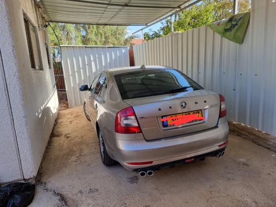 סקודה אוקטביה (2009)