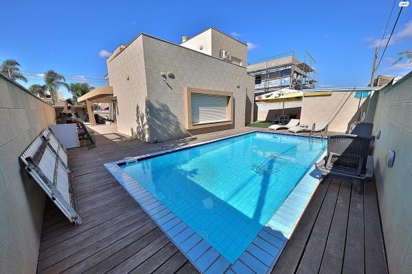 שושנים 3 (צור שלום)