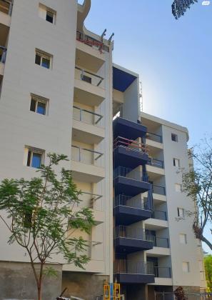 שמואל שרירא 19 (רביבים)