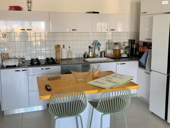 העצמאות 42 (מרכז)