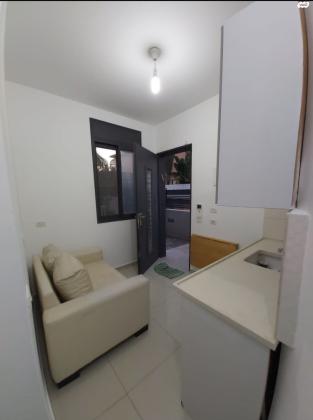 שלום עותמי 24 (מרמורק)