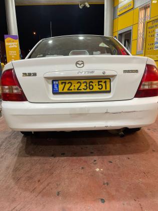 מאזדה 323 לאנטיס (2004)