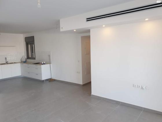 הנרייטה סאלד 69