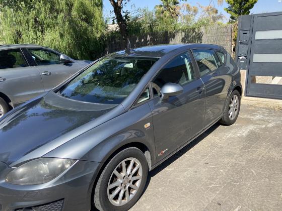 סיאט לאון (2013)