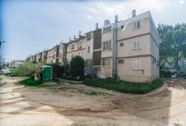 ברל כצנלסון 44 (רמות ורבר)