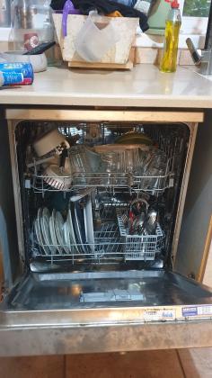 מדיח אריסטון ,60, גוון נירוסטה