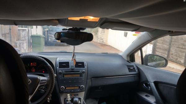 טויוטה אוונסיס (2010)