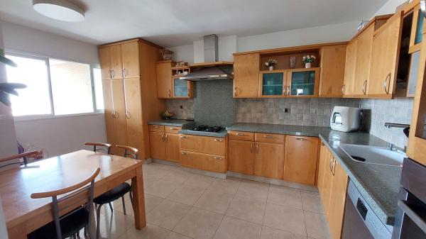 שדרות קוגל 25 (אגרובנק)